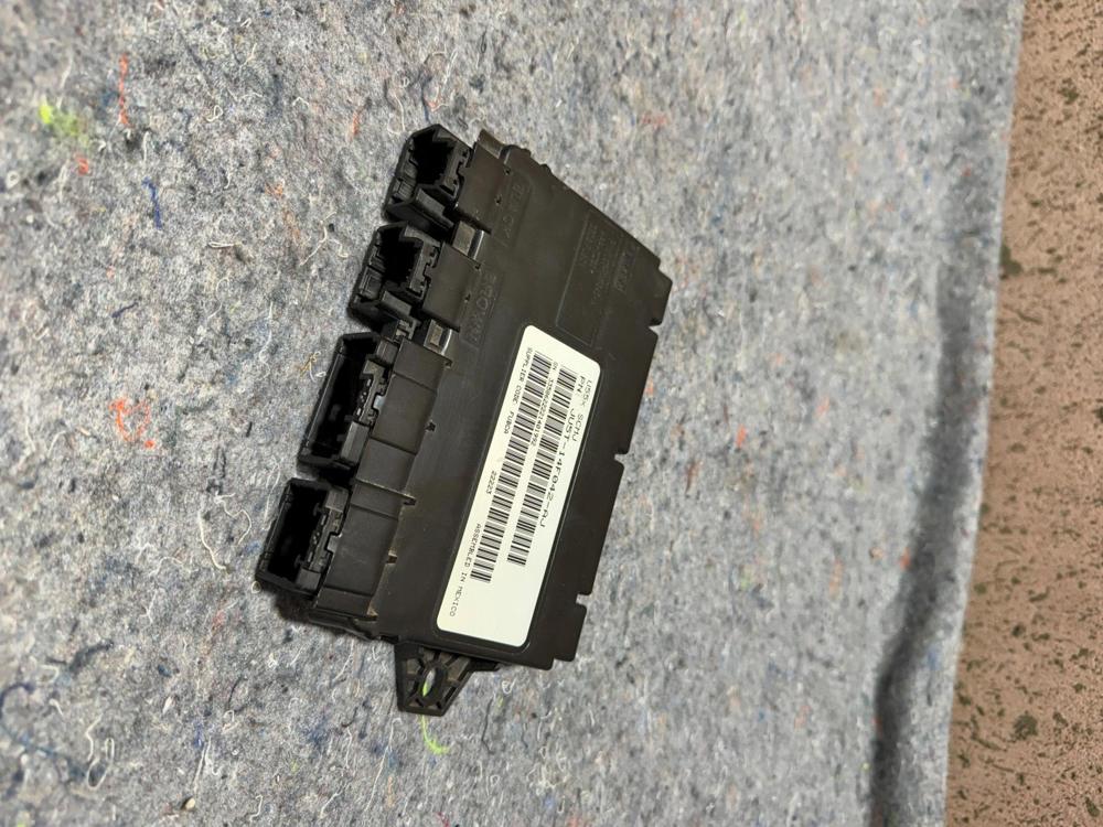 2018-2024 Ford Ecpedition Power Folding Seat Control Module Ome JU5T14F042AJ – photo 4
