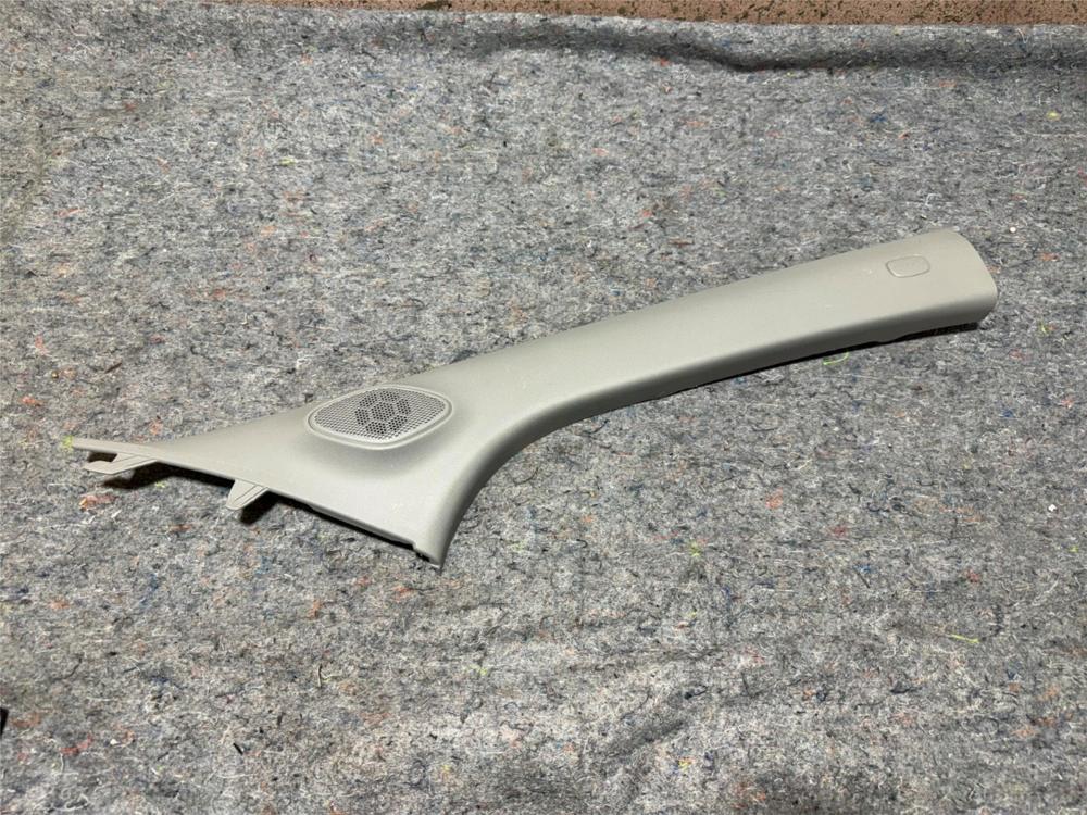 A Pillar Trim Right RH Spark 16-20 42550450 – photo 1