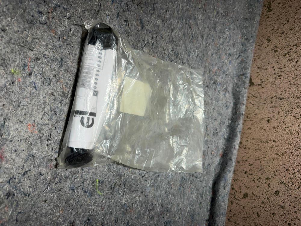 New OEM Mopar Jeep Wrangler Grab Handle Kit 2 Pieces Set # 82211740AC-001 Sealed – photo 2