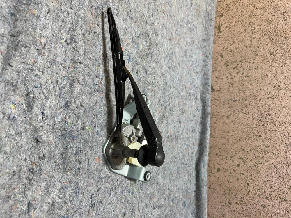 2007-2012 Dodge Caliber Patriot Compass Rear Windshield Wiper Motor 05116146AC – photo 4