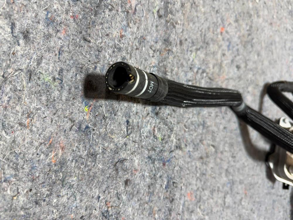 14-17 Maserati Ghibli M157 Power Steering Oil Cooler W/hoses 06700316180 OEM – photo 4