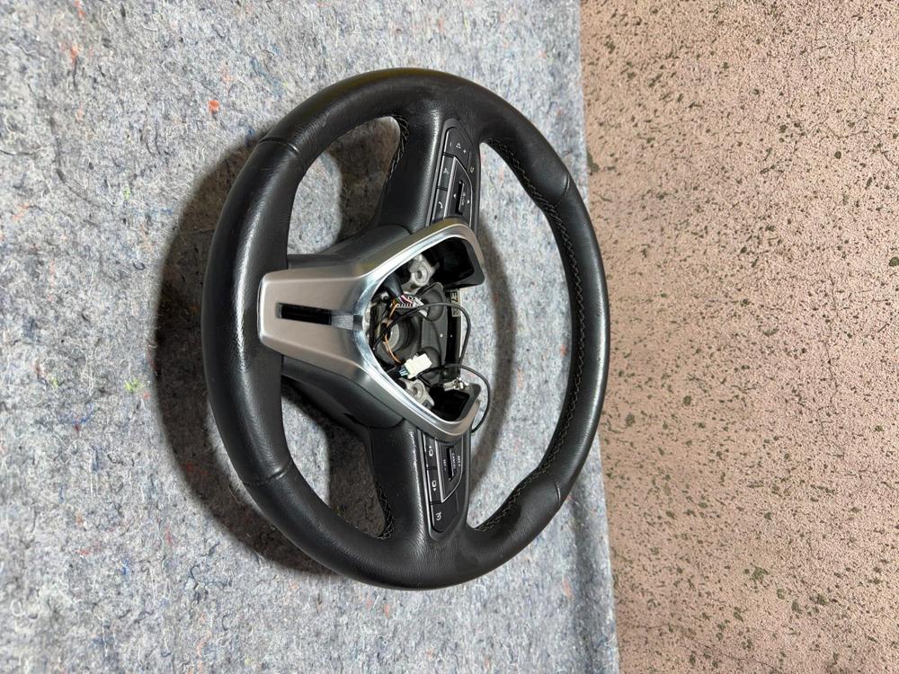 2017-2022 Infiniti Q50 Q60 Wheel with Paddle Shifters and Switches Assembly OEM – photo 3
