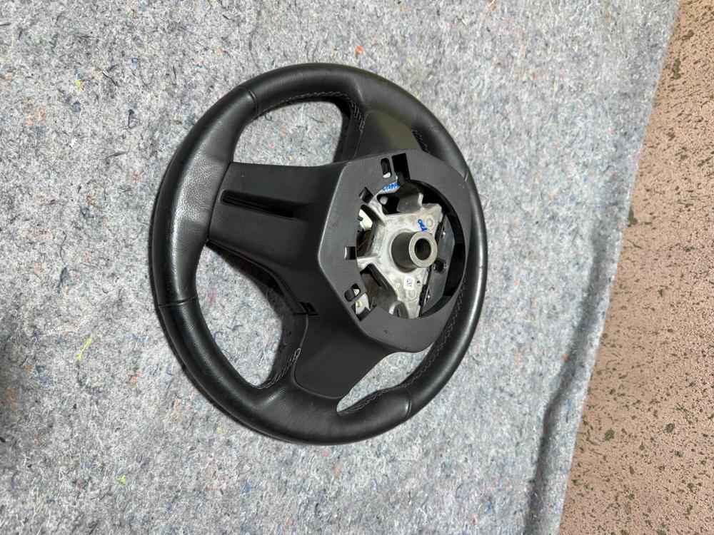 2017-2022 Infiniti Q50 Q60 Wheel with Paddle Shifters and Switches Assembly OEM – photo 4