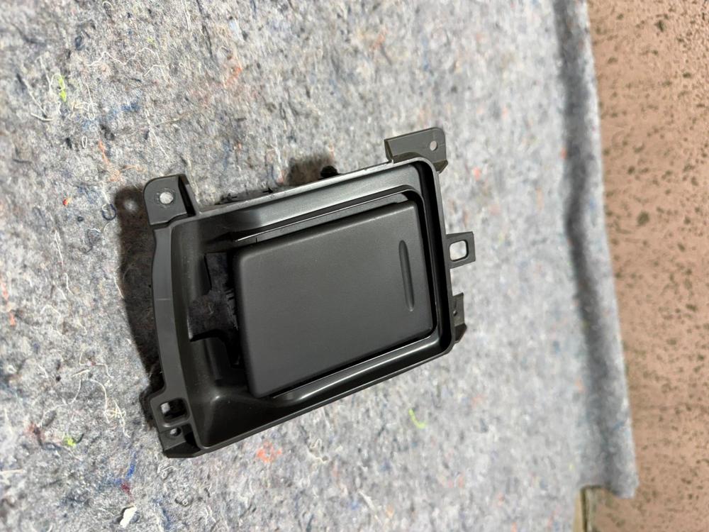 14-19 Chevrolet Corvette C7 Center Console Ashtray Ash Tray Compartment OEM – photo 4