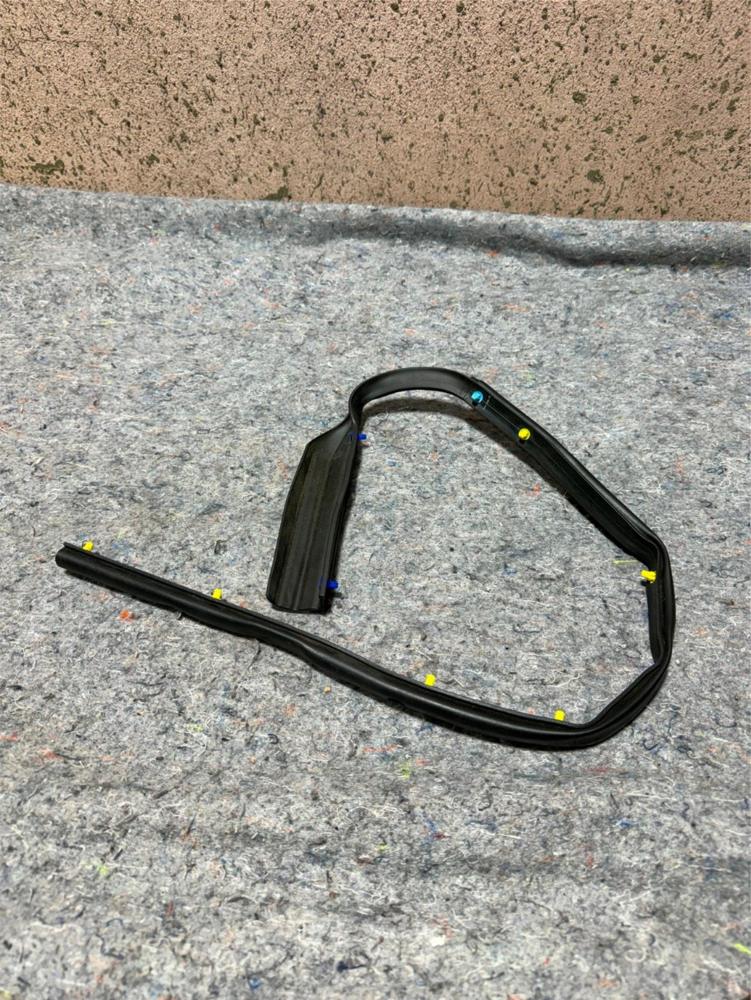 Toyota Front Seal 53381-WB002 – photo 1