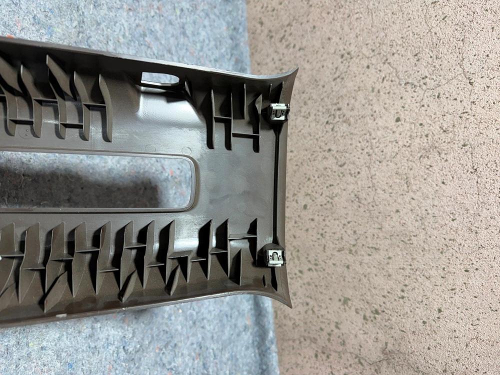 2018 Ford F150 Right Upper B Pillar Trim Cover Panel FL3B-1624582-AGW OEM – photo 4