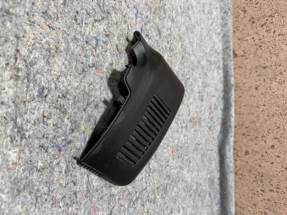 OEM Genuine Mazda Passenger Right Radar Sensor Cover 14-17 CX-3 KD45-67-Z31D – photo 4