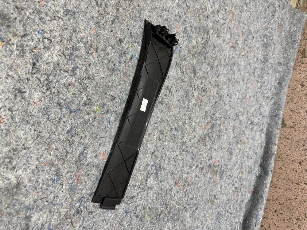 2014-2020 Maserati Ghibli M157 Front Left Driver Side a Pillar Middle Cover OEM – photo 4