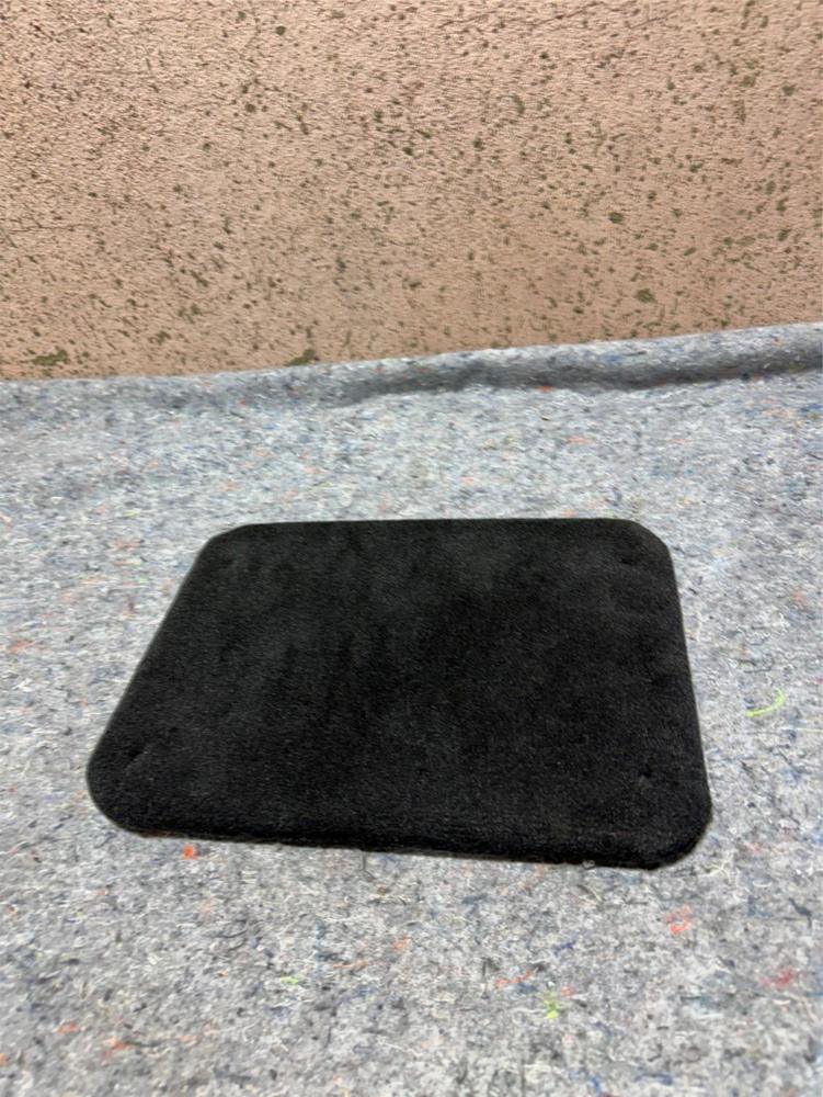 14-19 Maserati Ghibli M157 Right Side Floor Access Carpet Trim Panel Blacj OEM – photo 1