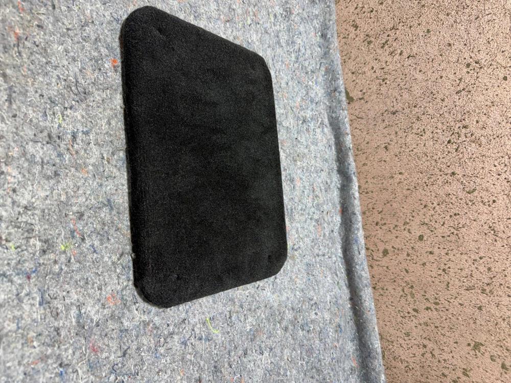 14-19 Maserati Ghibli M157 Right Side Floor Access Carpet Trim Panel Blacj OEM – photo 3
