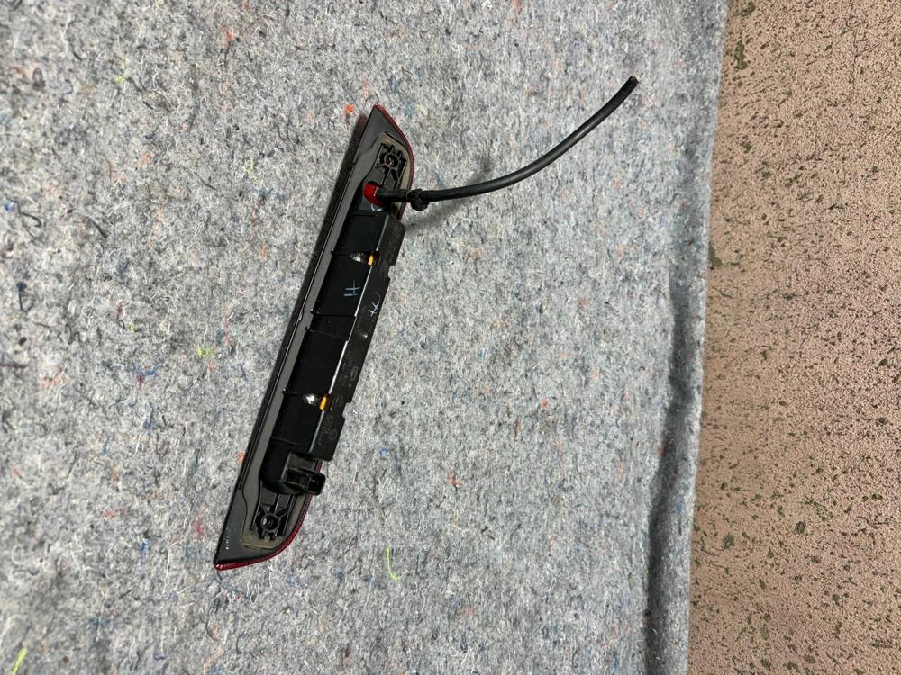 2009 Jeep Patriot High Mounted Stop Lamp 3RD Brake Light Lamp OEM – photo 2