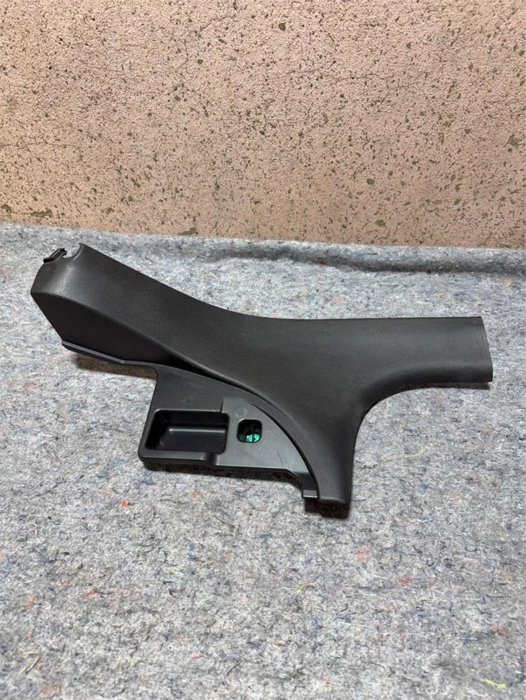 2013-2017 Honda Accord Left Rear Sill Plate Black 84261-T2A-A01ZA OEM – photo 1