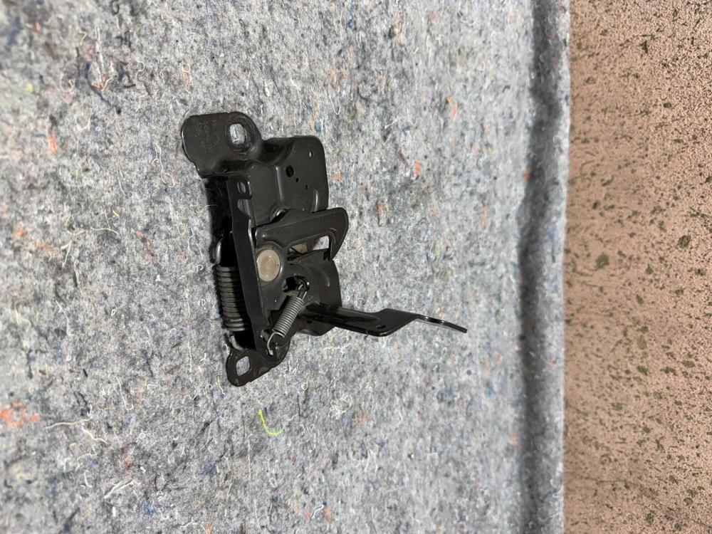 Jeep OEM 207-2017 Patriot Hood Latch 04589801AA – photo 3