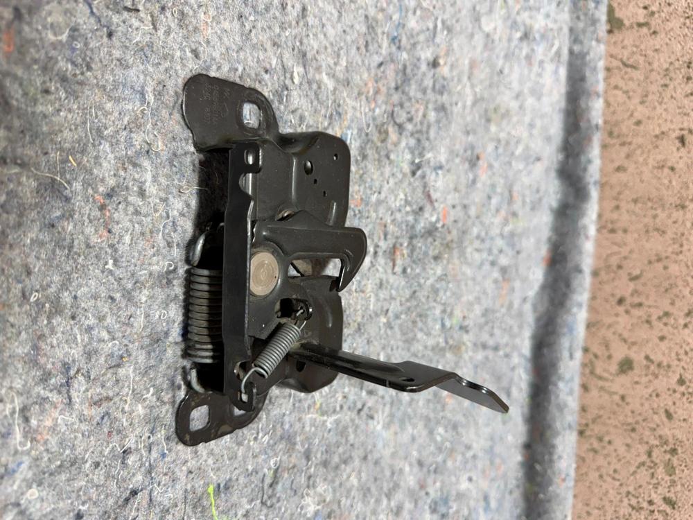 Jeep OEM 207-2017 Patriot Hood Latch 04589801AA – photo 4