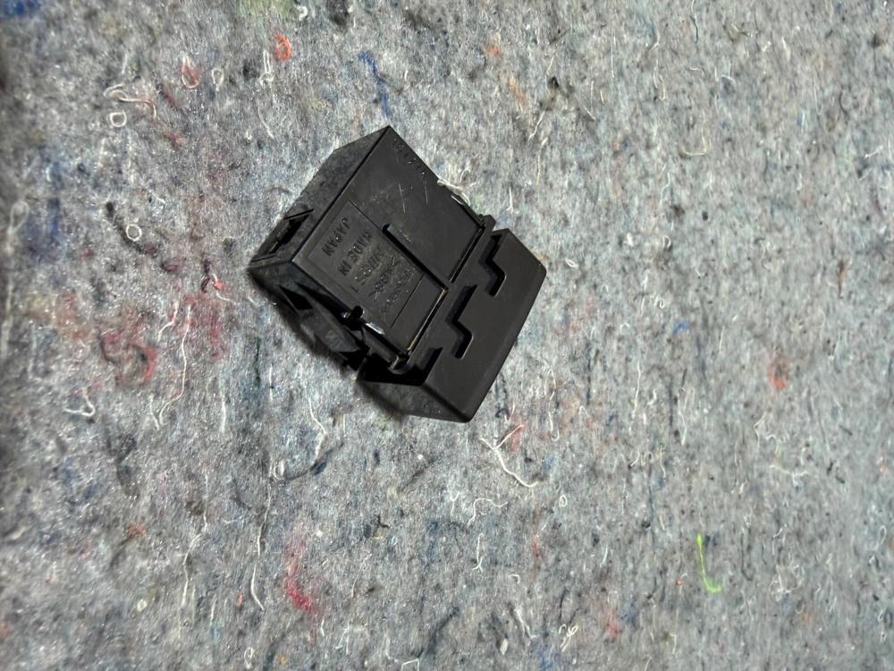 2015-2020 Honda Fit Front Dash Tmps Indicator Switch 35320-T2A-A01 – photo 2