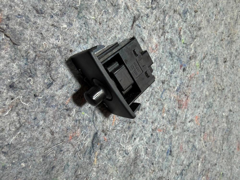 Switch 6Y13T – photo 2