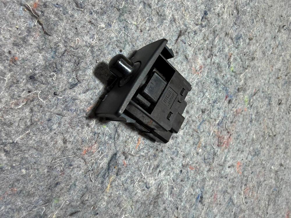 Switch 6Y13T – photo 3