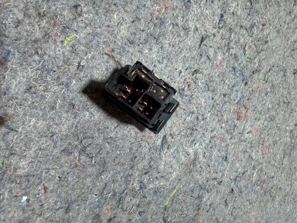 Switch 6Y13T – photo 4