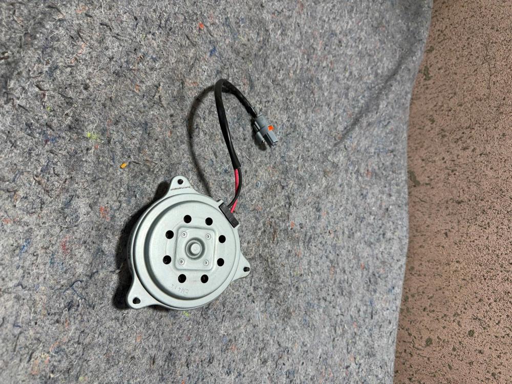 Nidec M157981 A10111383K-B 12V Cooling Fan Motor OEM Replacement Nissan – photo 3