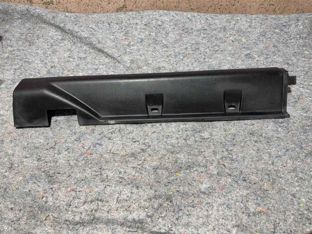Genuine Mopar Sill Molding Right RH 680814323AB – photo 1