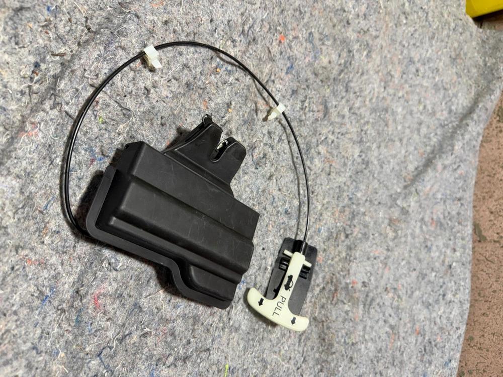 Rear Trunk Deck Lid Lock Latch Infiniti Q50 2015-2022 84631-4GA3A OEM – photo 3