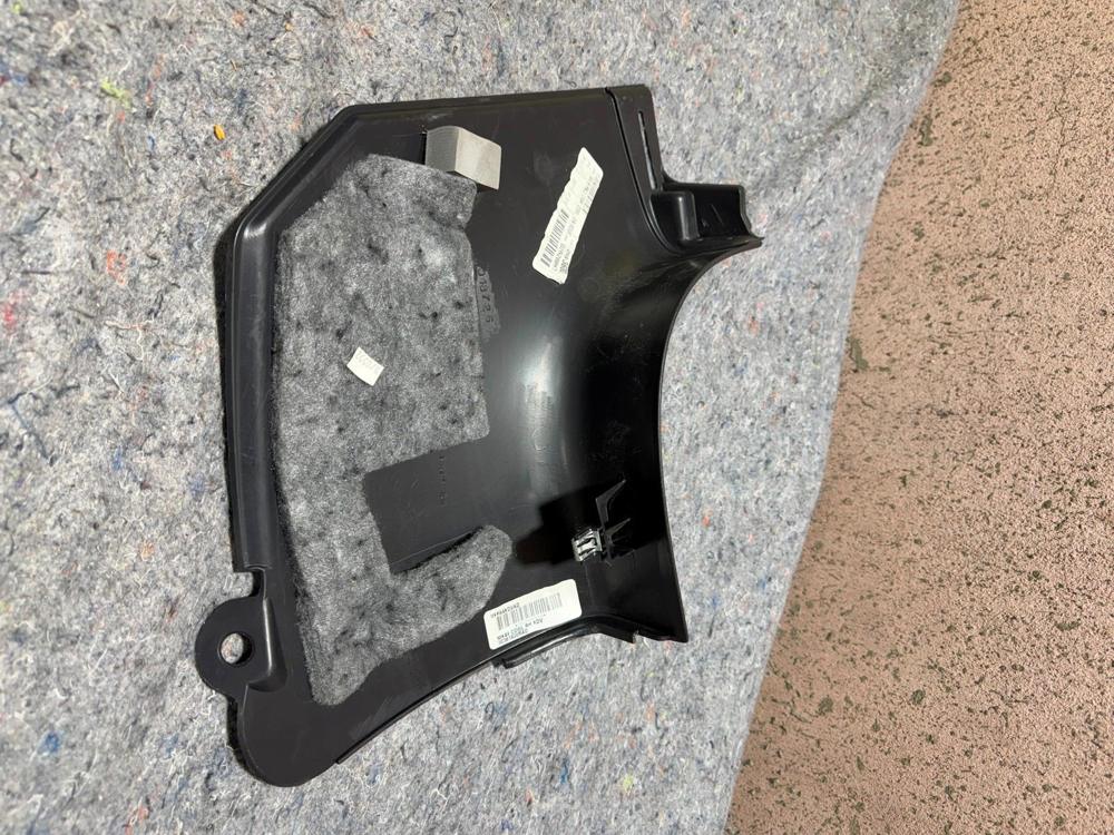 2009 Jeep Patriot Front Right Passenger Side Door Scuff Kick Trim Plate OEM – photo 2