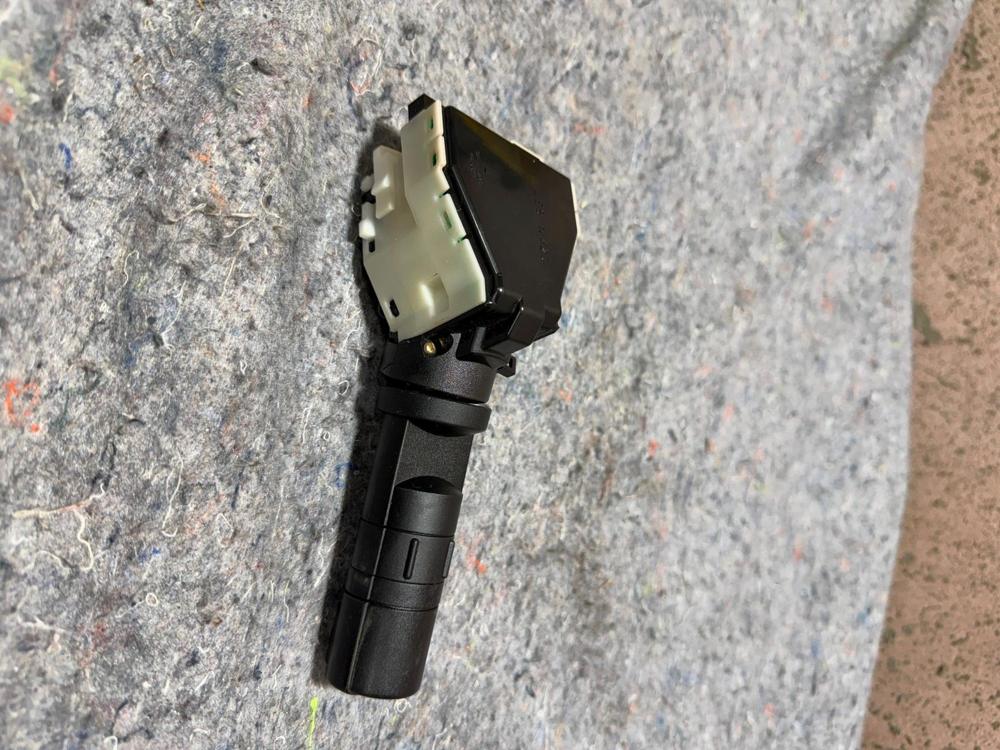 07-12 Nissan Sentra Headlight Turn Signal Control Switch OEM NILES-14425 Left – photo 2