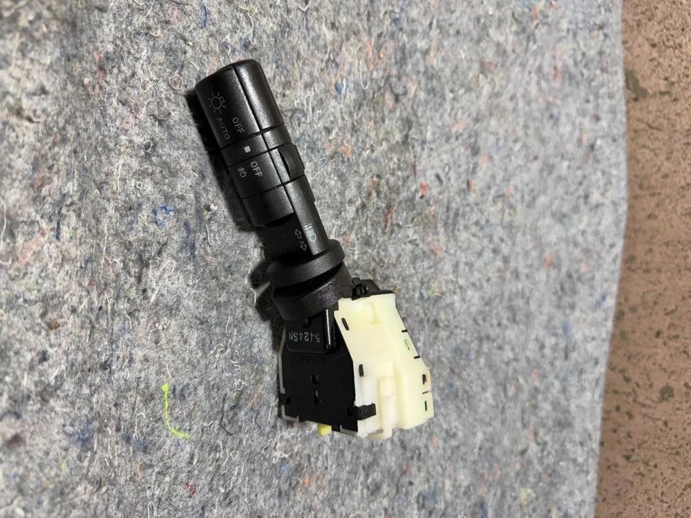 07-12 Nissan Sentra Headlight Turn Signal Control Switch OEM NILES-14425 Left – photo 3