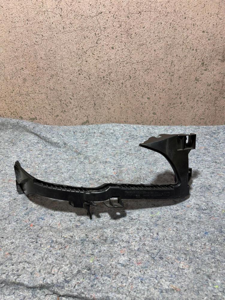 Genuine OEM Subaru 57707VA001 Passenger Front Bumper Corner Support 2015-17 Wrx – photo 1