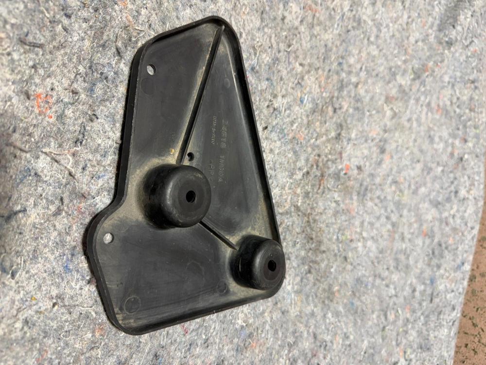 2014-2022 Infiniti Q50 OEM Right Rear Lower Bracket Cover 748181MG0A – photo 4