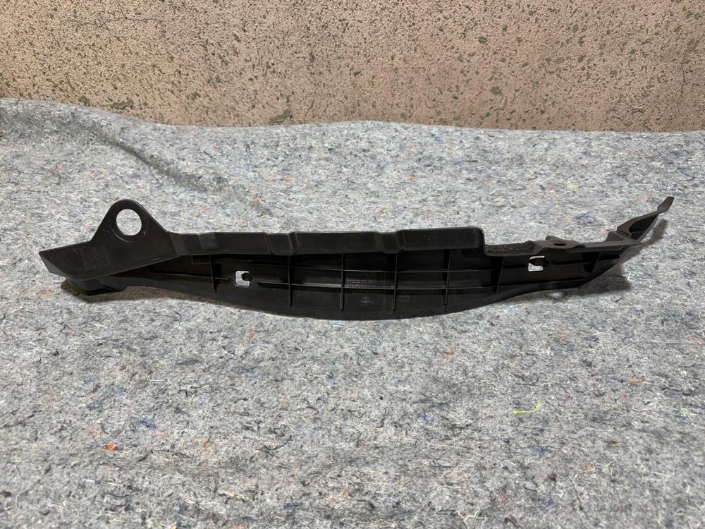 2013-2017 Honda Accord Sport SE Front Left Fender Enclosure Seal OEM – photo 2