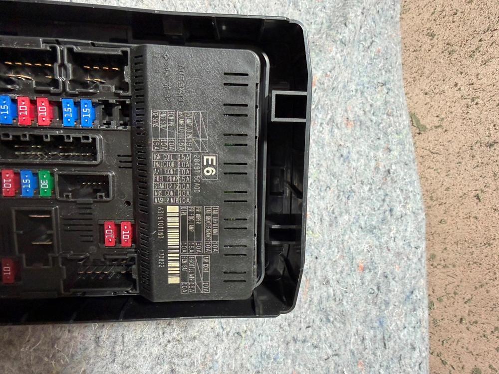 2016-2022 Infiniti Q50 3.0L Engine Bay Fuse Box 284B75CA0D OEM KU118 – photo 2