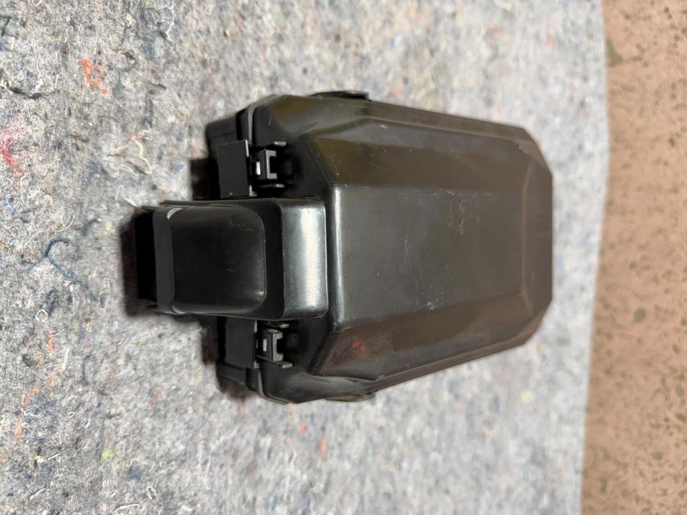 2016-2022 Infiniti Q50 3.0L Engine Bay Fuse Box 284B75CA0D OEM KU118 – photo 3