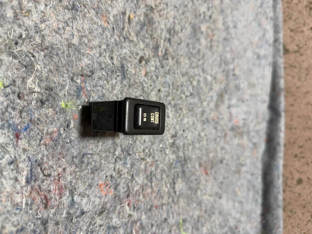 Infiniti G20 1991-1996 Cruise Control On-off Switch OEM – photo 3