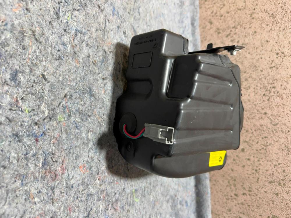 2017 Jeep Wrangler Front Driver Dashboard Audio Speaker 05T064199AC – photo 2