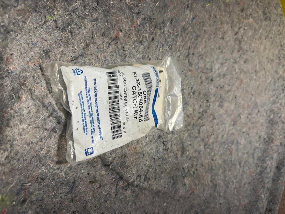 Ford Catch Assembly FL3Z-1506064-AA – photo 2
