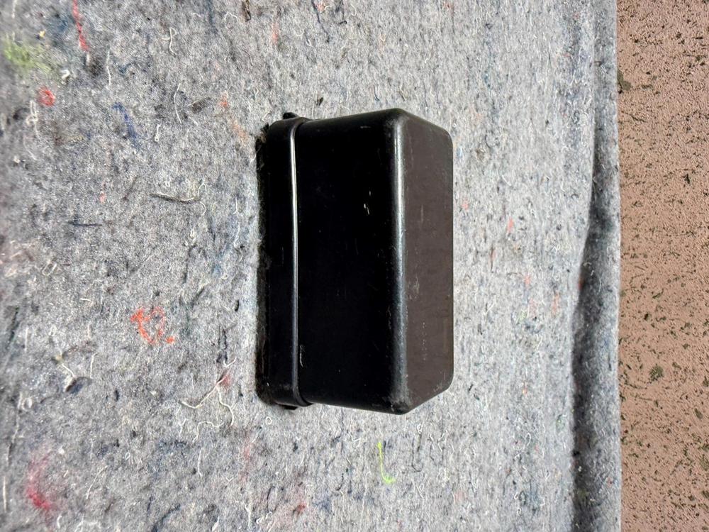 2017-2022 Infiniti Q60 Coupe 3.0L Wiper Relay Module Block Cover Cap OEM – photo 3