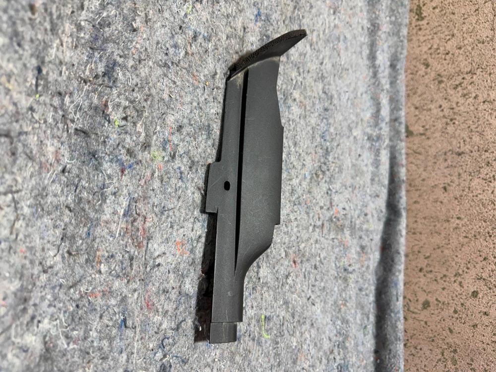 2014-2020 Infiniti Q50 Fender Cover Right OEM 638284GA0A 63828-4GA0A – photo 4