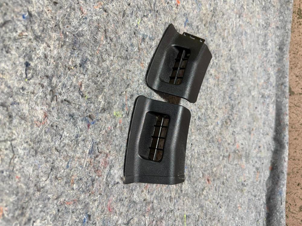 2014-2020 Maserati Ghibli Rear Floor Vent Duct Cap Cover Trim OEM – photo 2