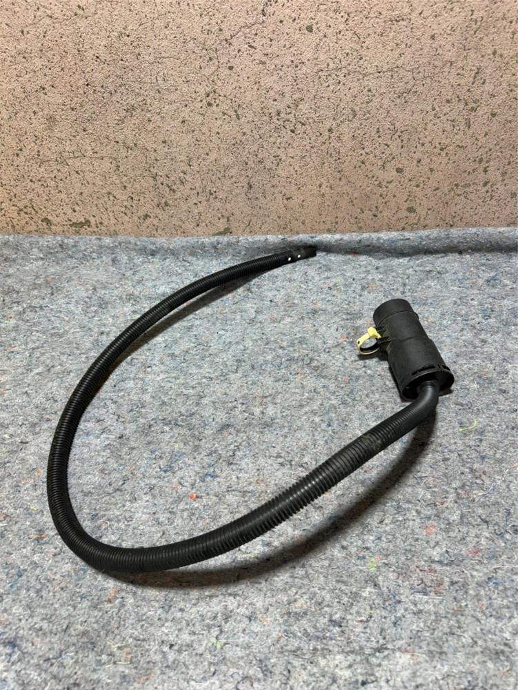 Genuine OEM Mopar Vapor Canister Filter RAM Jeep Chrysler 04627332AB – photo 1