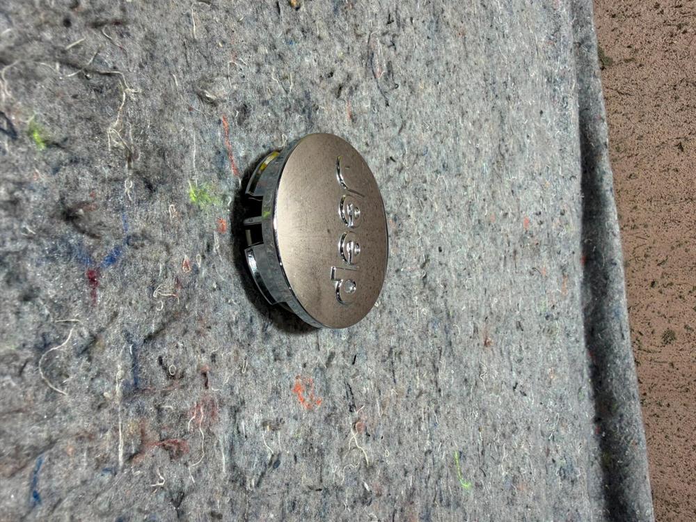 Jeep Compass Grand Cherokee Silver Geuine OEM Wheel Center Cap 1LB77TRMAC 9178 – photo 2