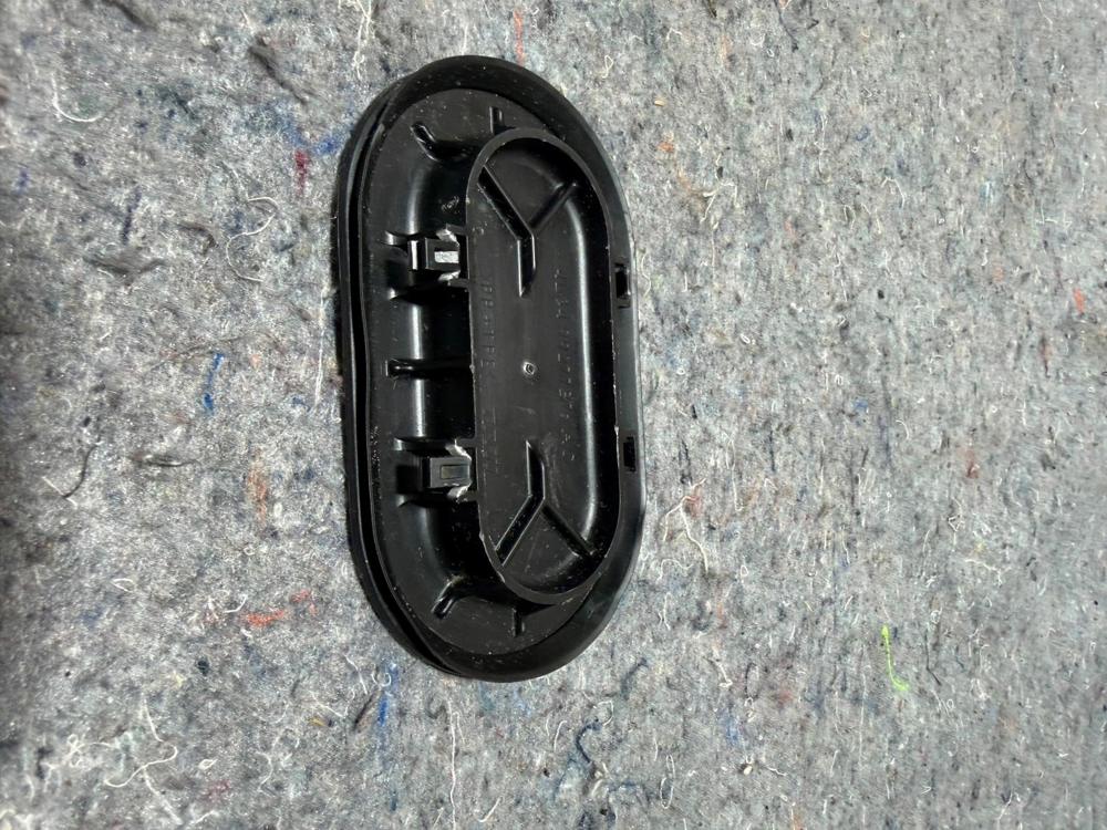 2018 Ford F150 Bed Liner Drain Plug 4L3499277B76AC OEM – photo 2