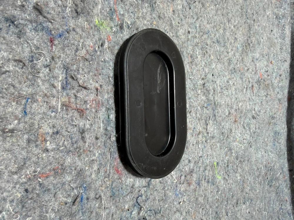 2018 Ford F150 Bed Liner Drain Plug 4L3499277B76AC OEM – photo 3