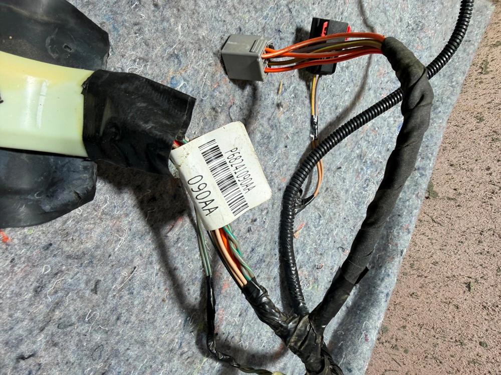 2013-2016 Jeep Compass Rear Left Driver Door Wire Hanress OEM – photo 4