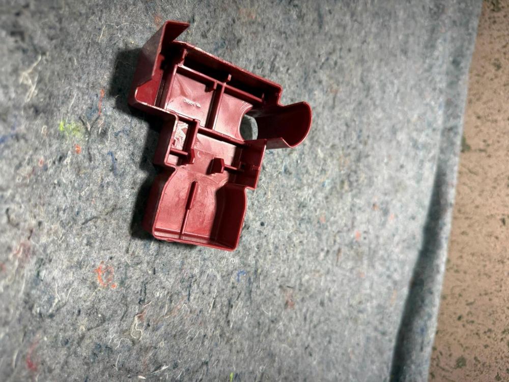 Infiniti Q50 Q70 Hybrid Positive Battery Cable Terminal Cover Cap Red OEM – photo 3