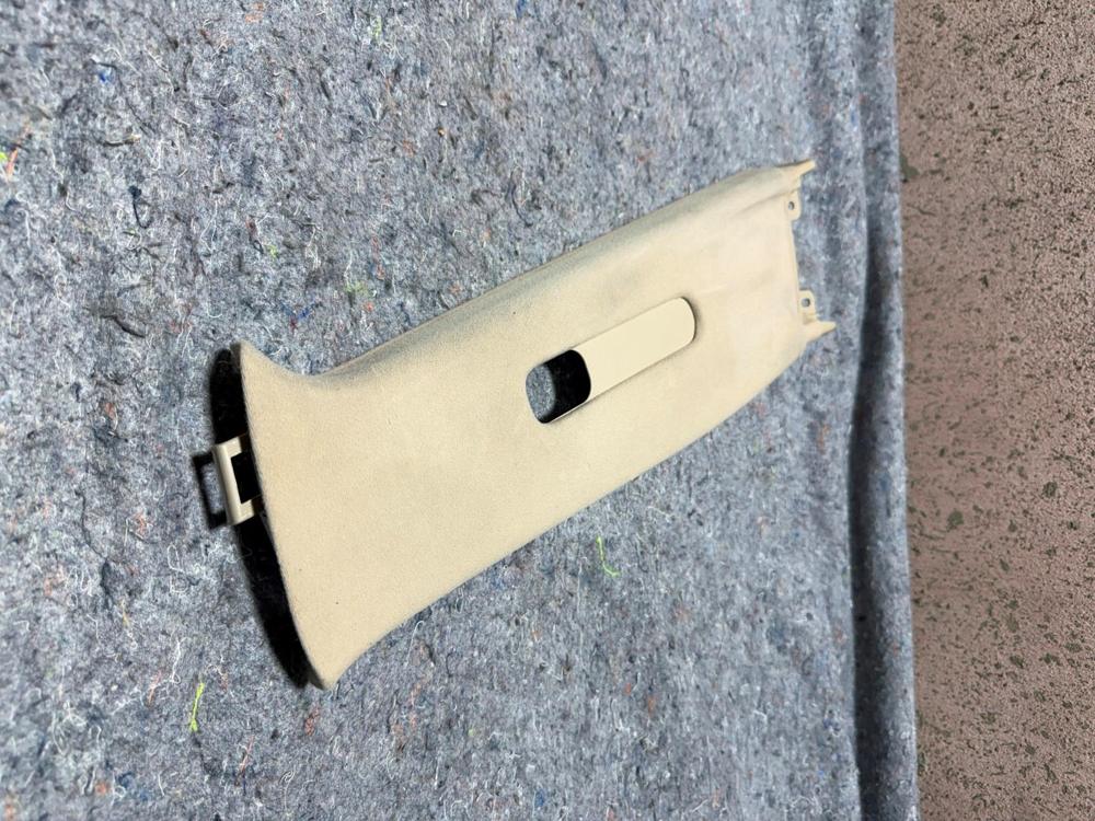 Lexus IS300 Passenger Left Center B Pillar Cover 62412-53051 – photo 3
