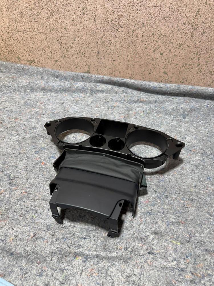 04-10 Bentley Continental Steering Comlumn Cover 3D0858565A OEM – photo 1