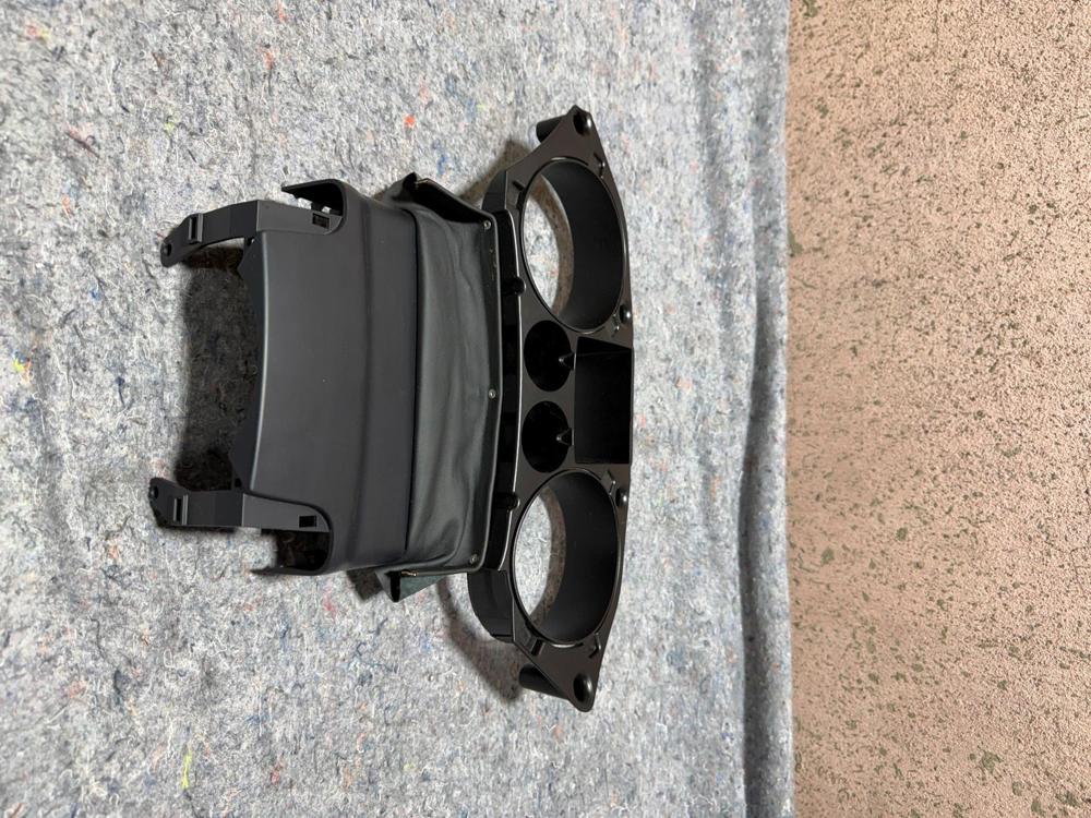 04-10 Bentley Continental Steering Comlumn Cover 3D0858565A OEM – photo 3