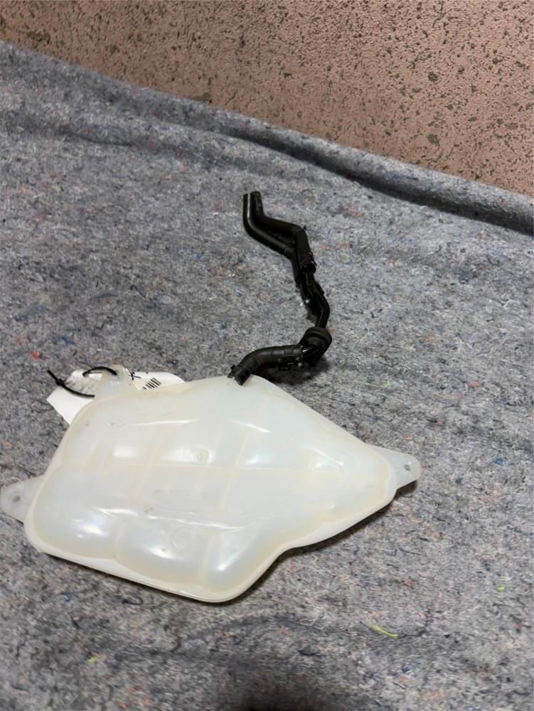 Volkswagen Phaeton GP2 Additional Expansion Tank Lhd 3D0122407B Original – photo 1