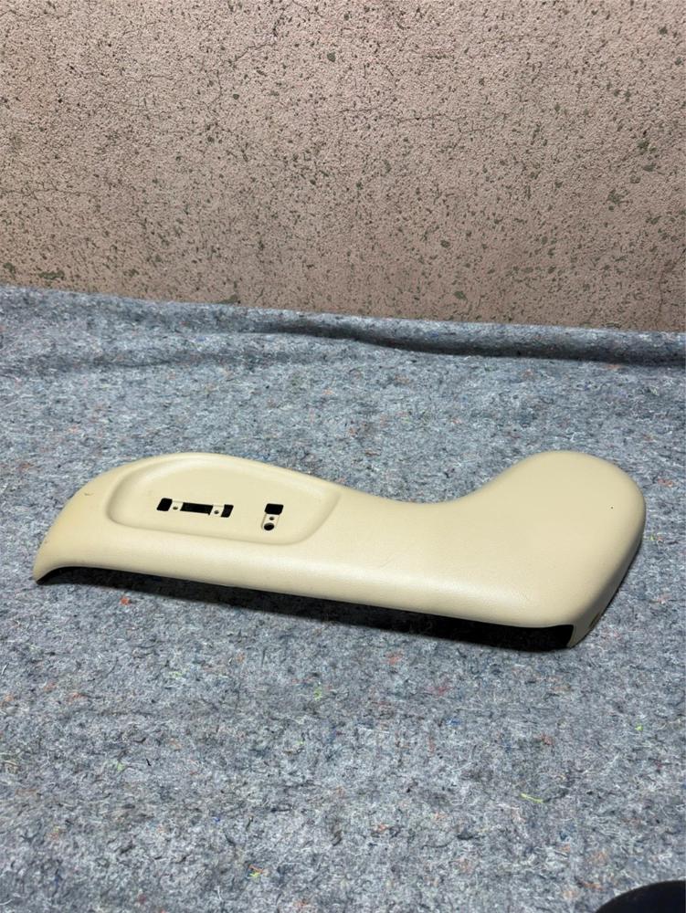 01-05 Lexus IS300 Front Seat Lower Cover Trim Plastic Molding Left Driver OEM – photo 1